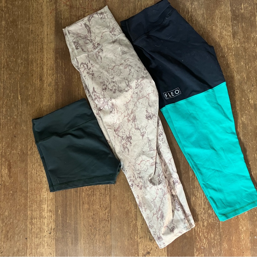 Bundle of FLEO capris and short